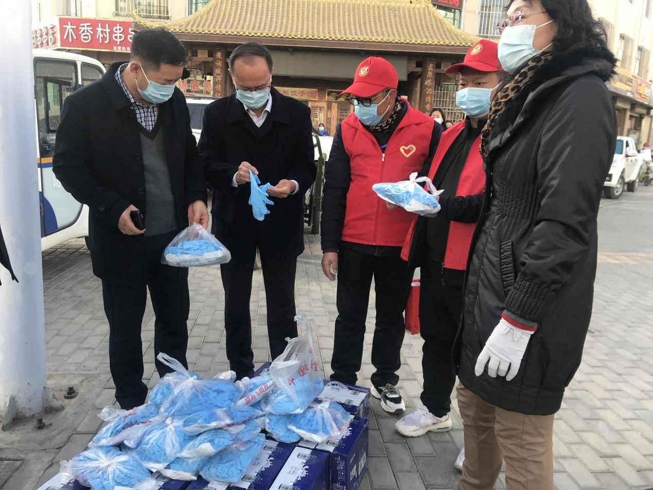 马宗海看望慰问疫情防控一线党员职工